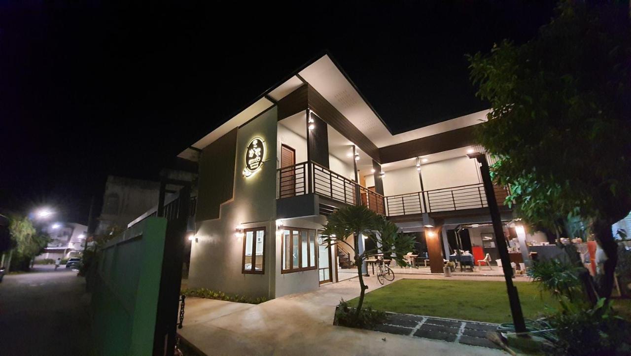 Sabua The Terrace Homestay Uthai Thani Dış mekan fotoğraf