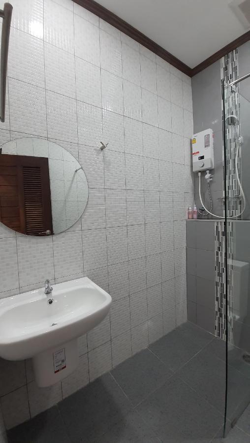 Sabua The Terrace Homestay Uthai Thani Dış mekan fotoğraf
