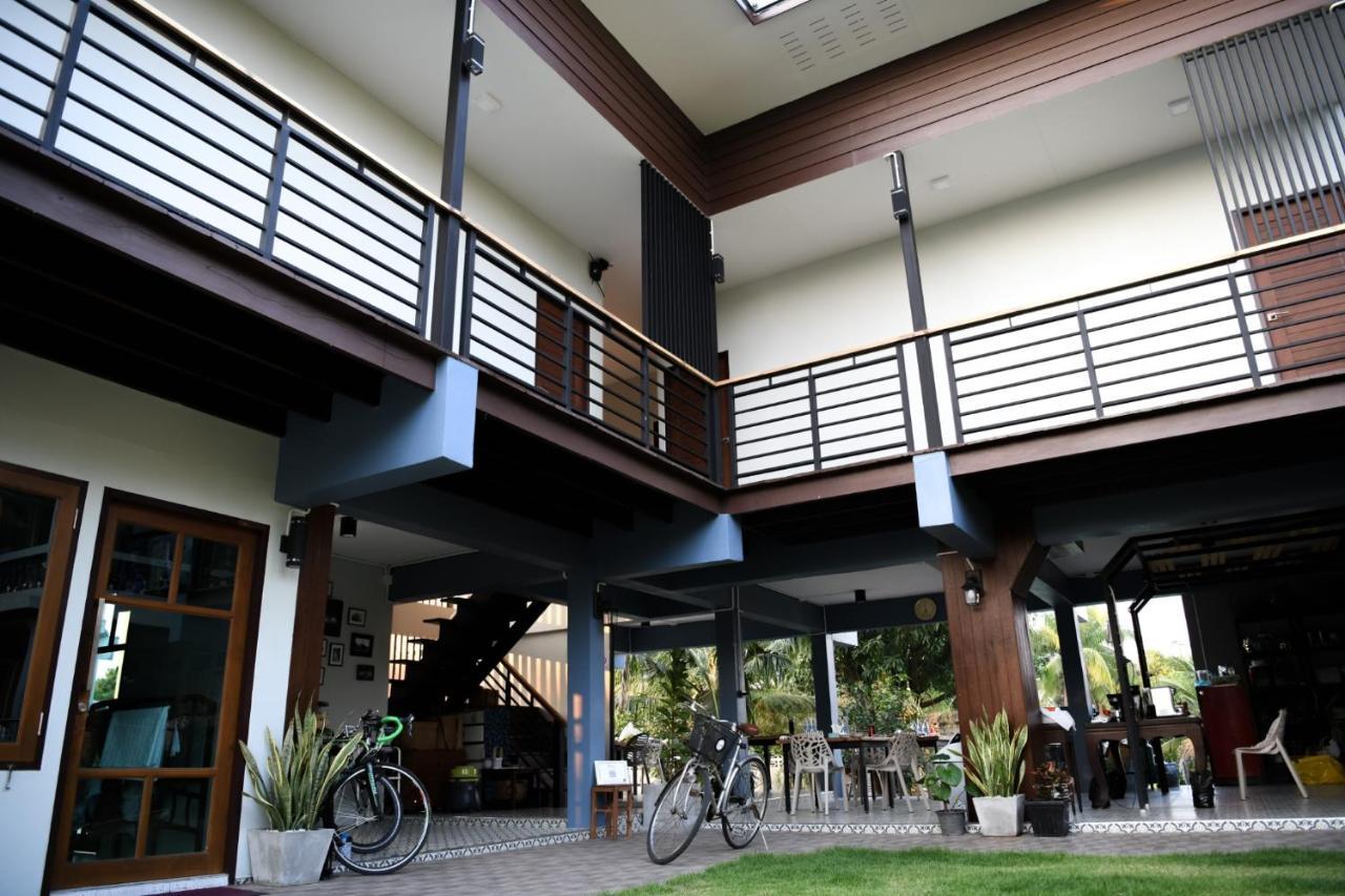 Sabua The Terrace Homestay Uthai Thani Dış mekan fotoğraf